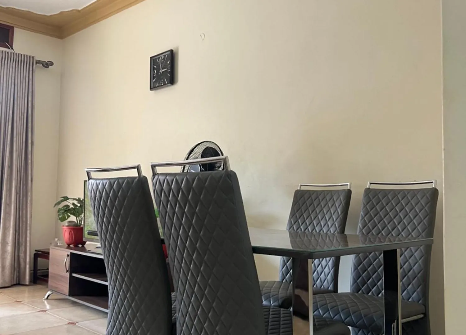 Ha Luxury Two Bedroom Flatabuziga Kampala Appartamento